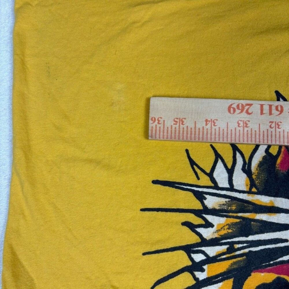 Vintage Ed Hardy T Shirt 2XL Tiger Graphic Yellow Christian Audigier Y2K USA‎ - Picture 11 of 11